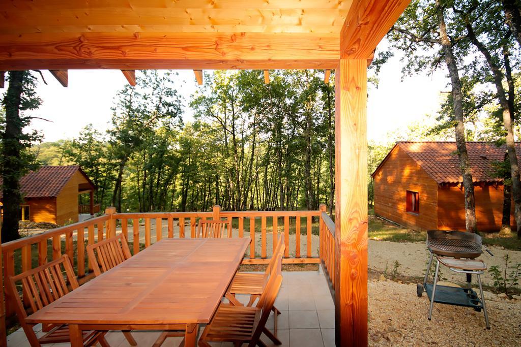 Le Village Enchanteur La Chapelle-Aubareil Экстерьер фото