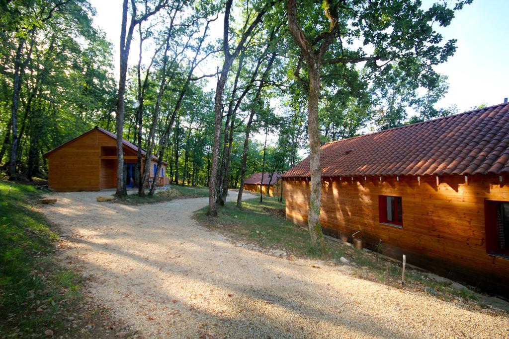 Le Village Enchanteur La Chapelle-Aubareil Экстерьер фото